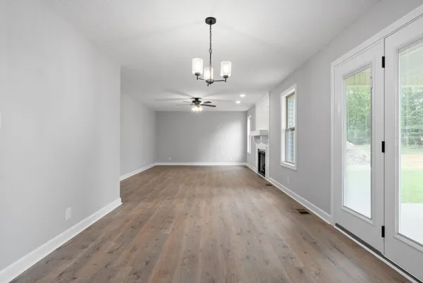 $2,350 | 2019 Ireland Way, Clarksville, TN 37042