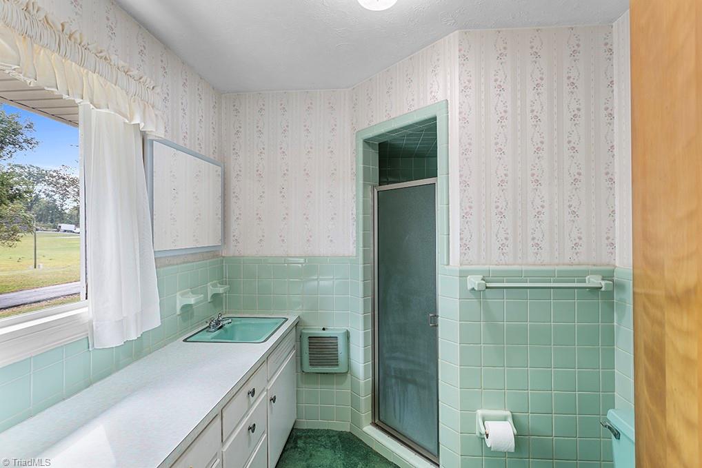 2543 Wicker Lovell Road Randleman, NC 27317 - Photo 22 of 44 Primary Barh