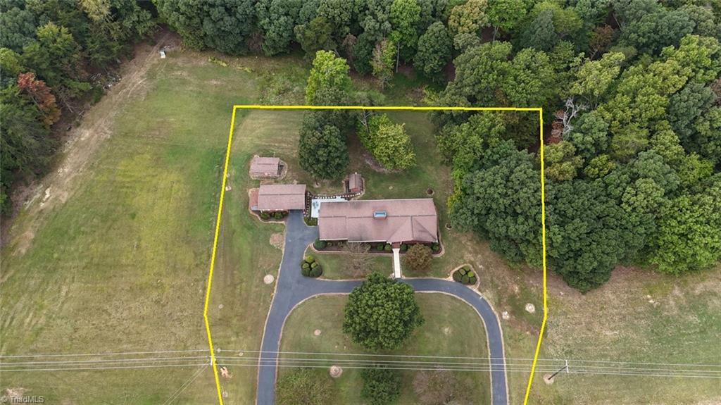 2543 Wicker Lovell Road Randleman, NC 27317 - Photo 5 of 44 approximate property lines.