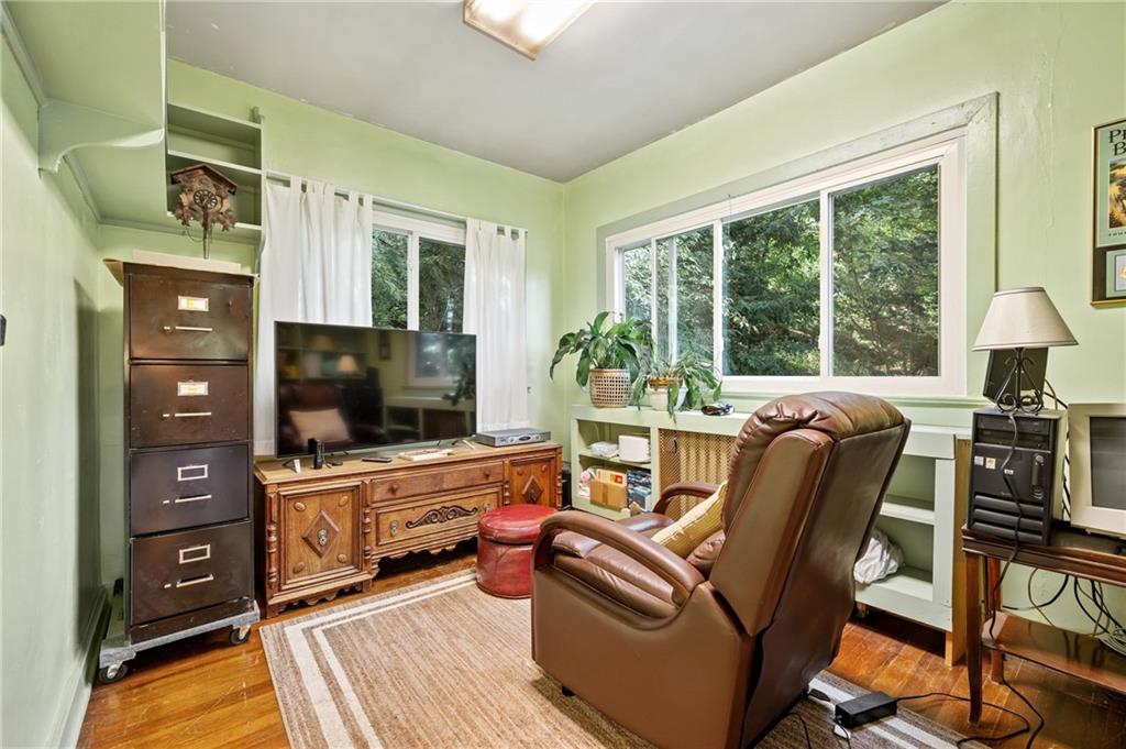 38 Wilkins Road Pittsburgh, PA 15221 - Photo 13 of 25 Gallery Image 13