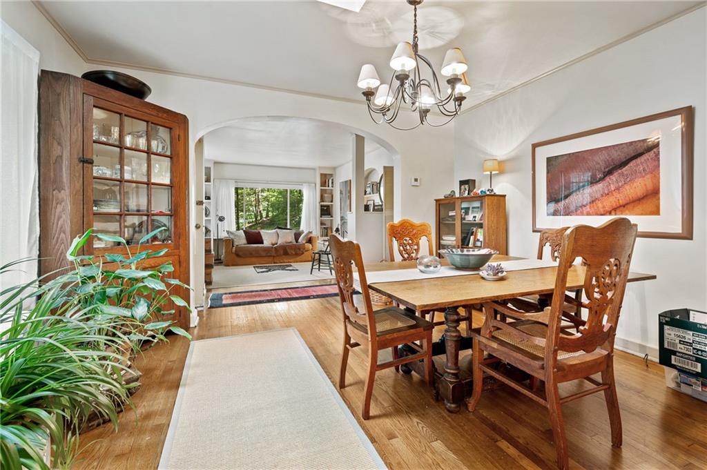 38 Wilkins Road Pittsburgh, PA 15221 - Photo 7 of 25 Gallery Image 7