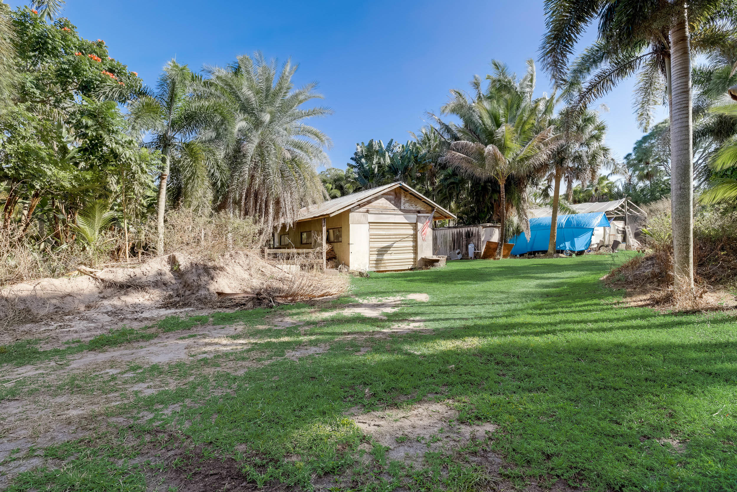 5318 South 73rd Road Lake Worth, FL 33463 - Photo 41 of 57 5318 73rd Rd S (40)