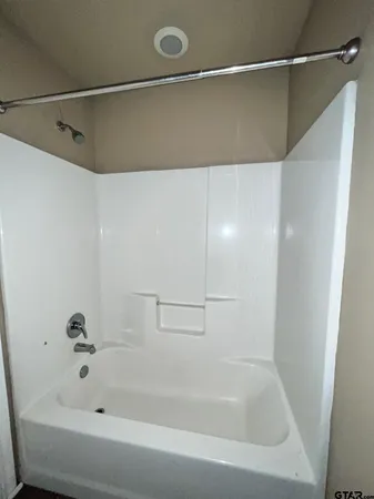 $1,295 | 105 South Beulah Street, Unit A, Troup, TX 75789