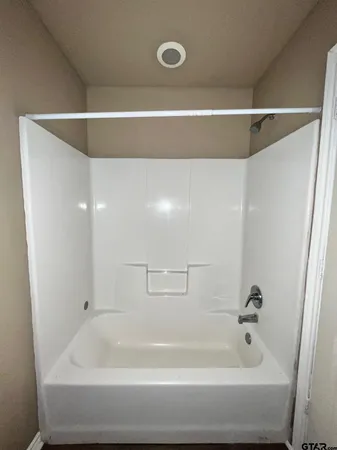 $1,250 | 105 South Beulah Street, Unit A, Troup, TX 75789