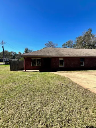 $1,250 | 105 South Beulah Street, Unit A, Troup, TX 75789