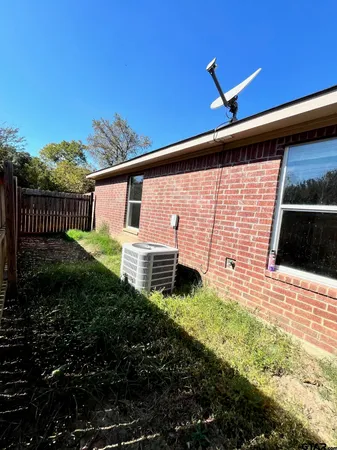 $1,250 | 105 South Beulah Street, Unit A, Troup, TX 75789