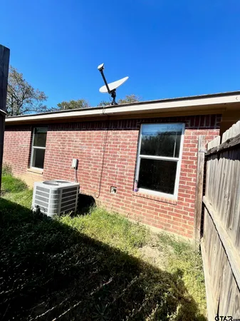 $1,250 | 105 South Beulah Street, Unit A, Troup, TX 75789