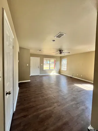 $1,250 | 105 South Beulah Street, Unit A, Troup, TX 75789