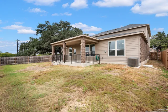$425,000 | 26111 Costa Brava, Boerne, TX 78015