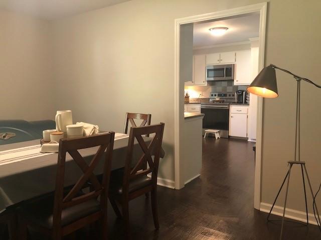 246 Old Grade Road Moncks Corner, SC 29461 - Photo 7 of 33 Dining into Kitchen
