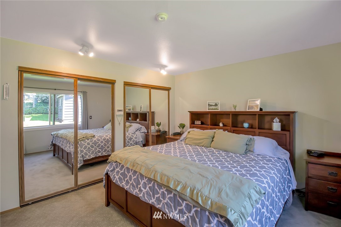 21600 Vine Road Brier, WA 98036 - Photo 14 of 16 Gallery Image 14
