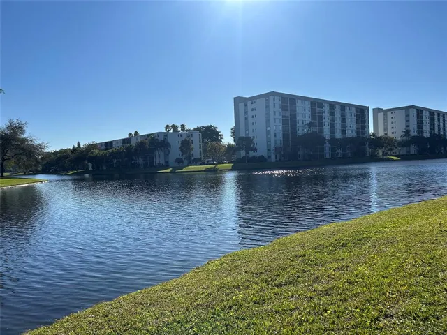 $2,500 | Undisclosed Address, Pompano Beach, FL 33069