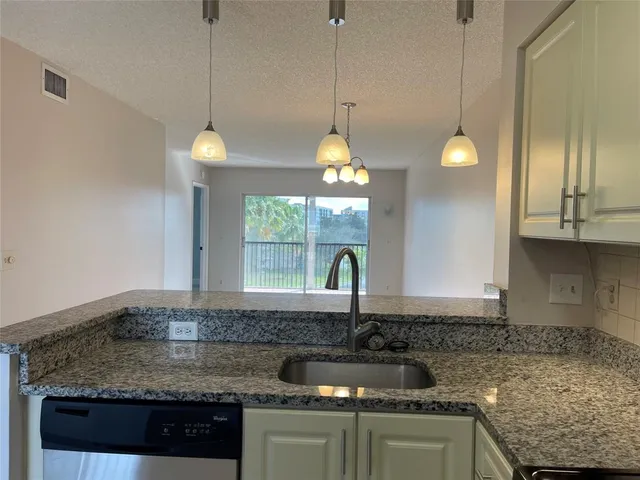 $2,500 | Undisclosed Address, Pompano Beach, FL 33069