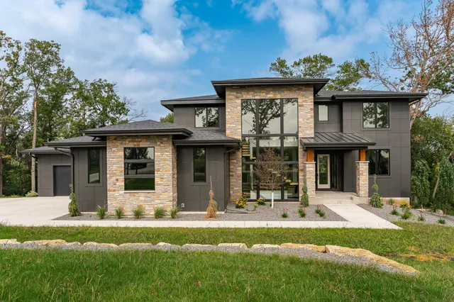 $2,150,000 | 4163 Christopherson Lane Southwest, Rochester, MN 55902