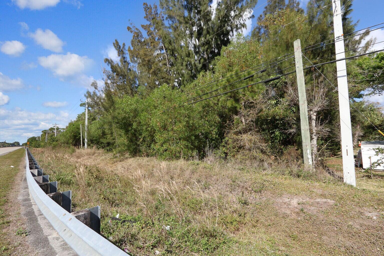 Xxxxx East Indiantown Road Jupiter, FL 33458 - Photo 19 of 24 a view of a wooden bridge