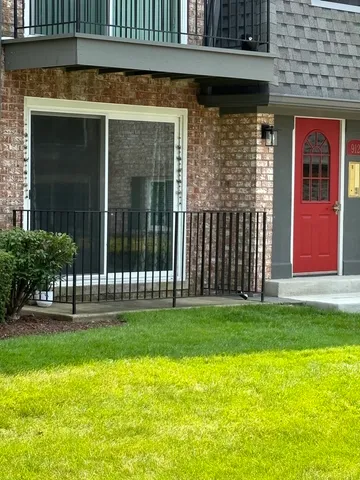 $1,700 | 912 South Plum Grove Road, Unit 121, Palatine, IL 60067