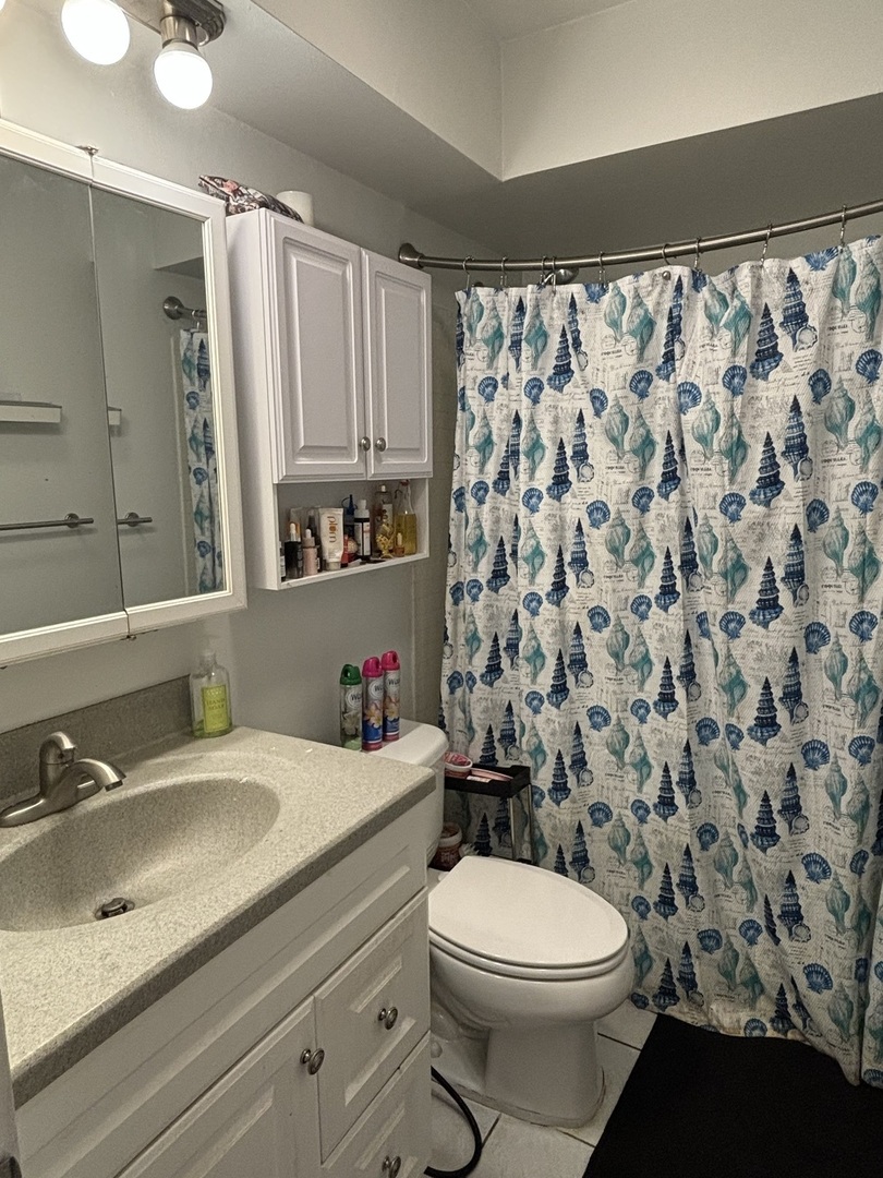 912 South Plum Grove Road, Unit 121 Palatine, IL 60067 - Photo 9 of 16