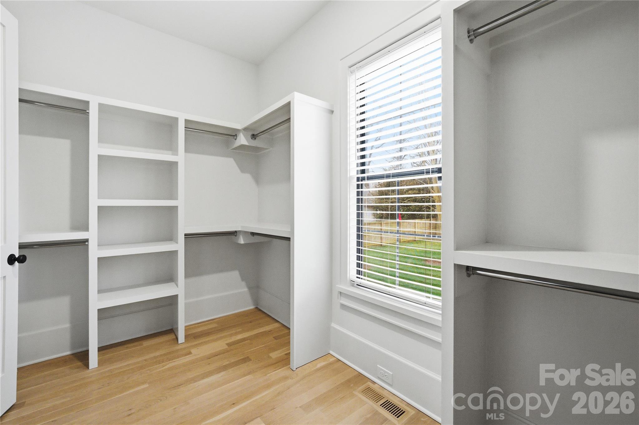 4328 Walker Road Charlotte, NC 28211 - Photo 10 of 35