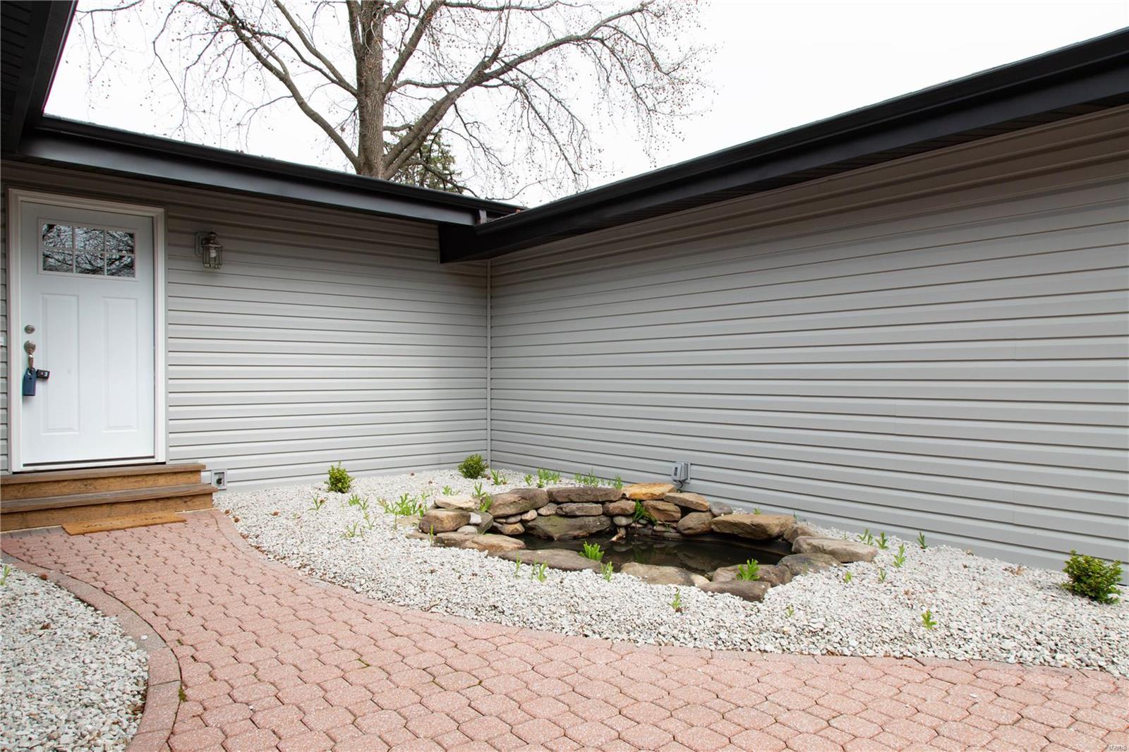 2485 Fair Acres Road St. Louis, MO 63136 - Photo 2 of 26 Gallery Image 2