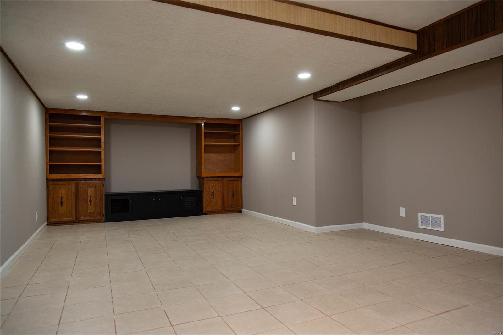 2485 Fair Acres Road St. Louis, MO 63136 - Photo 20 of 26 Gallery Image 20