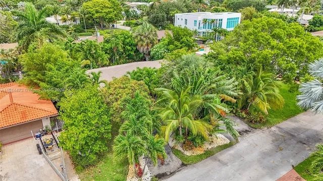 $899,000 | 5451 Northeast 22nd Avenue, Fort Lauderdale, FL 33308