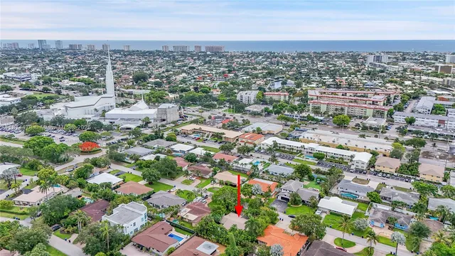 $899,000 | 5451 Northeast 22nd Avenue, Fort Lauderdale, FL 33308
