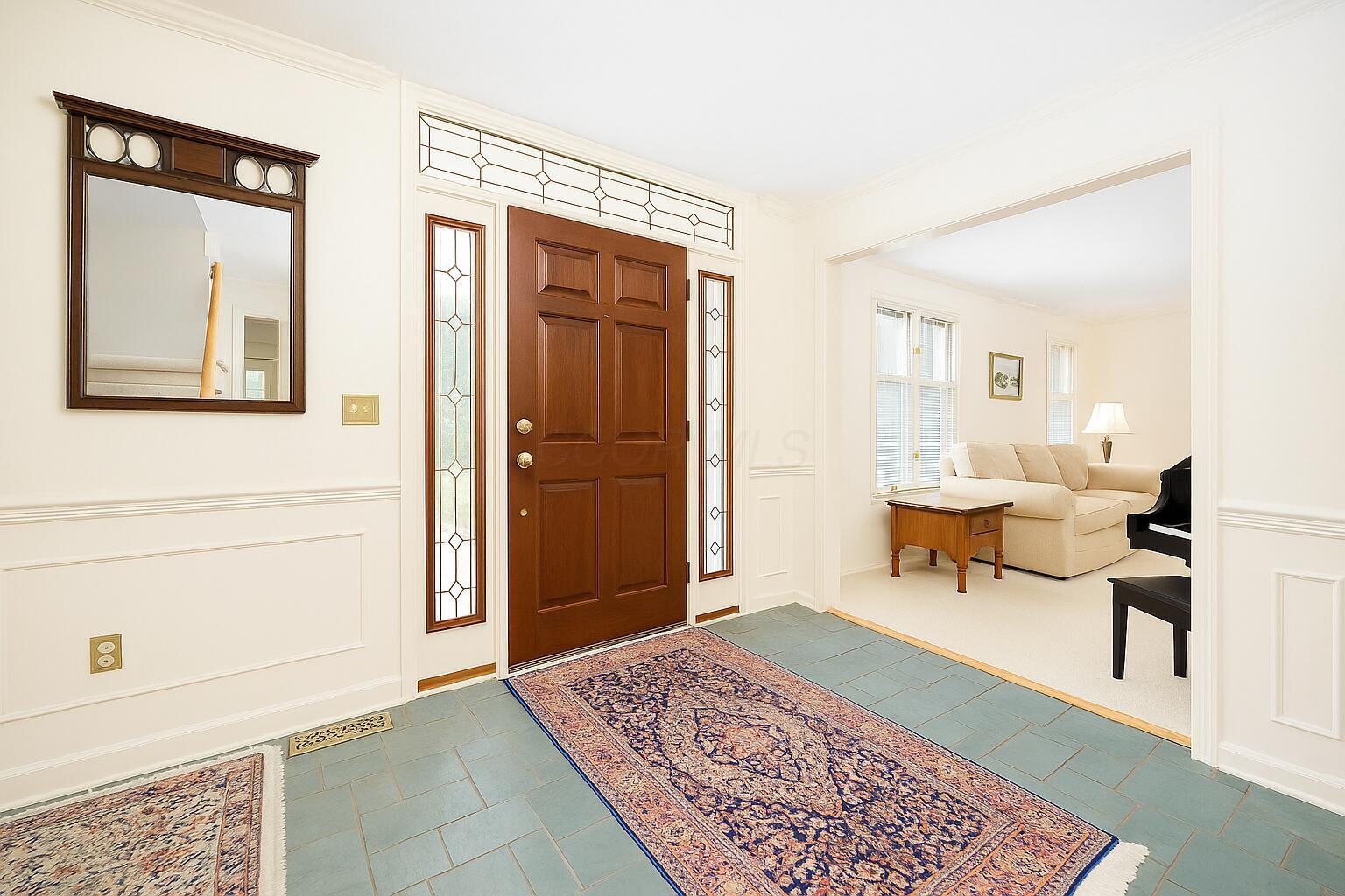 2560 Chartwell Road Columbus, OH 43220 - Photo 13 of 57 2560 Chartwell