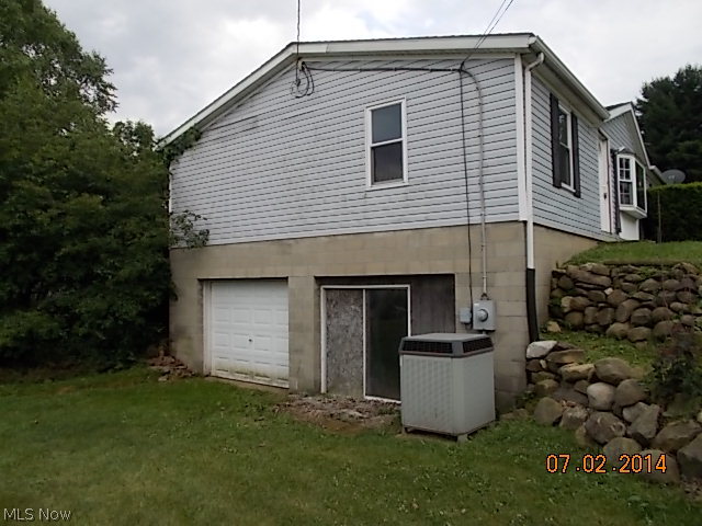 1818 Conley Road Mogadore, OH 44260 - Photo 3 of 17