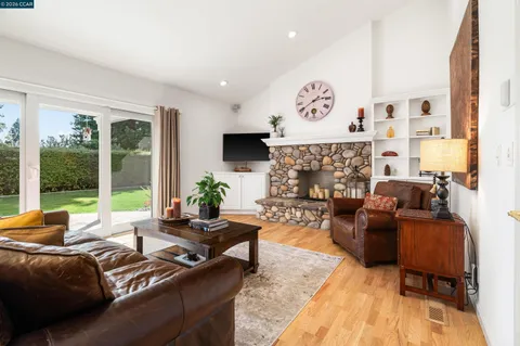 $1,898,000 | 614 Thornhill Road, Danville, CA 94526