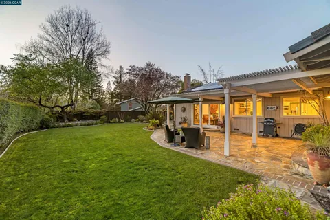 $1,898,000 | 614 Thornhill Road, Danville, CA 94526