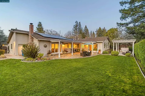 $1,898,000 | 614 Thornhill Road, Danville, CA 94526