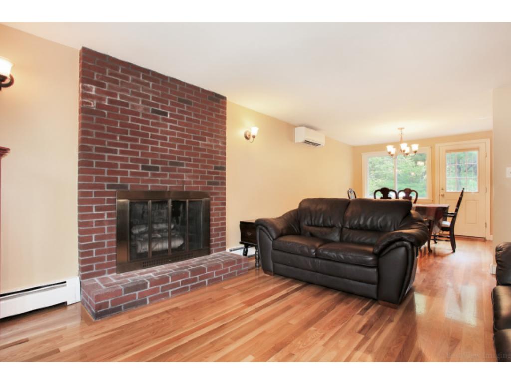 49 Horseshoe Road Windham, NH 03087 - Photo 5 of 31