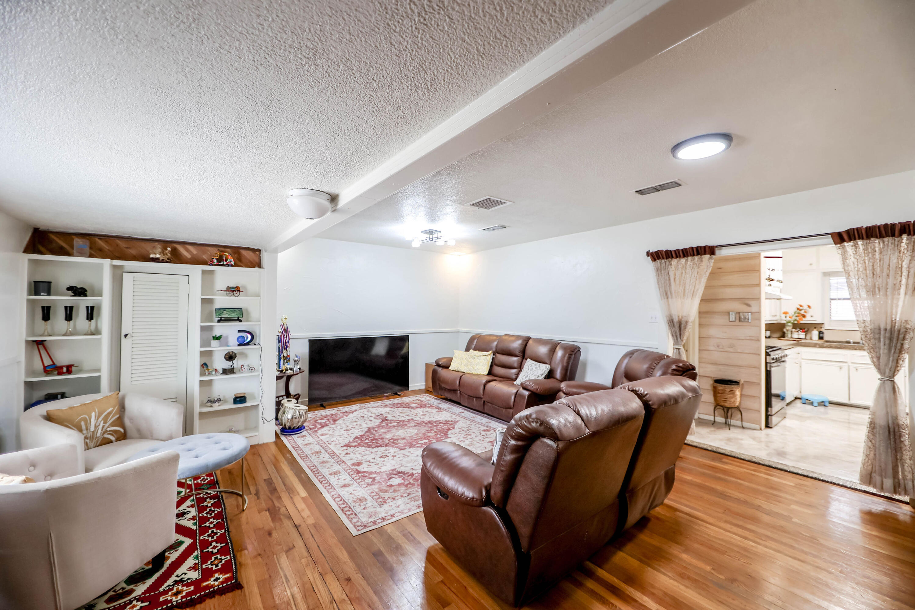 3317 32nd Street Lubbock, TX 79410 - Photo 10 of 39 3317_32NDST_RHEA-18