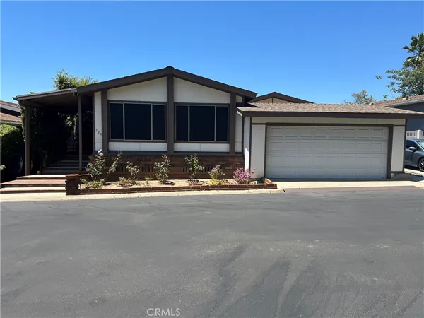 $255,000 | 15455 Glenoaks, Unit 220, Sylmar, CA 91342