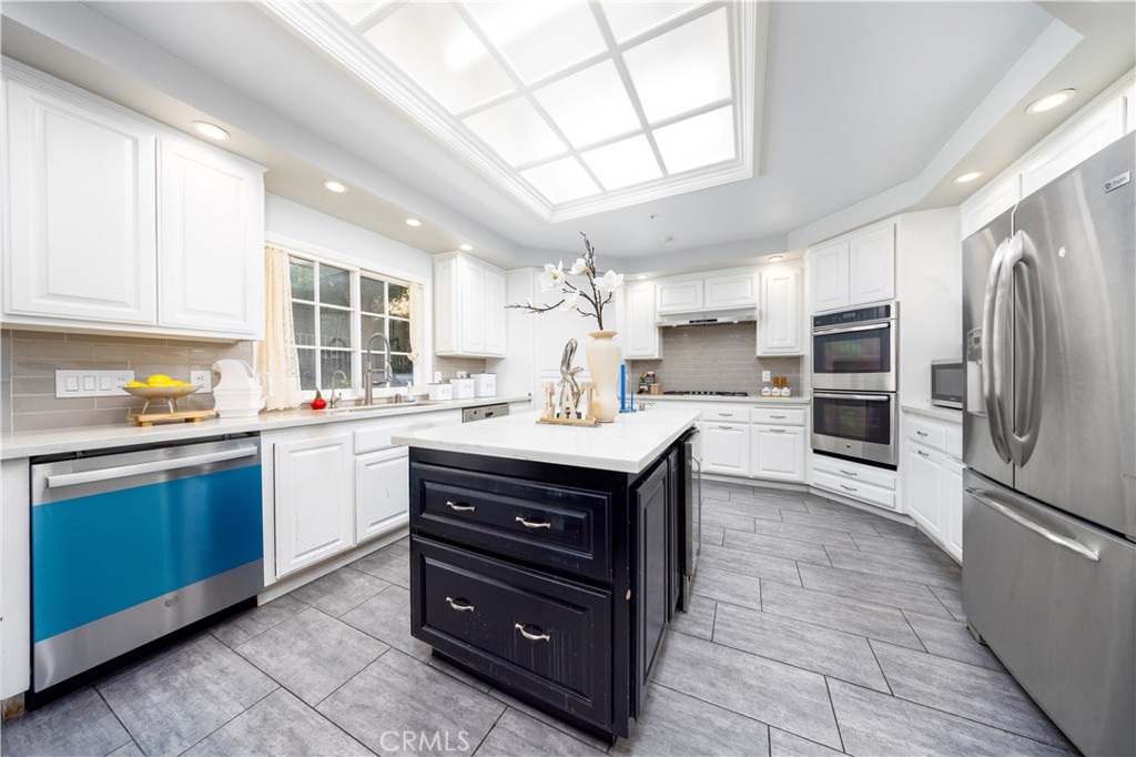 1531 Rodeo Road Arcadia, CA 91006 - Photo 6 of 29