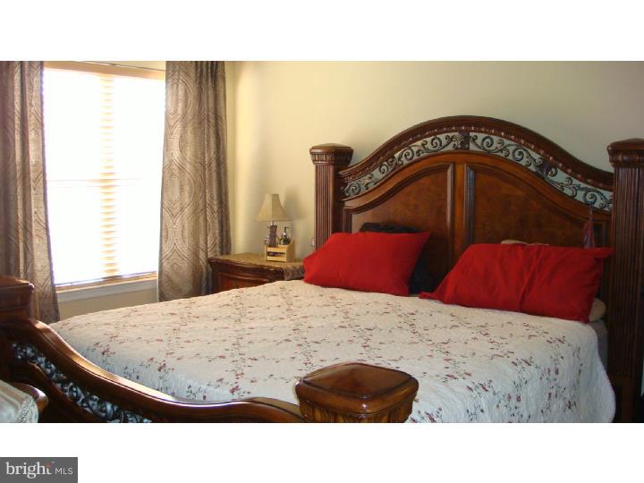 20 York Road Princeton Junction, NJ 08550 - Photo 10 of 25 Master Bedroom