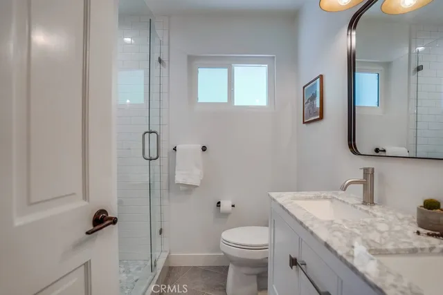 $1,594,900 | 20619 Martha Street, Woodland Hills, CA 91367