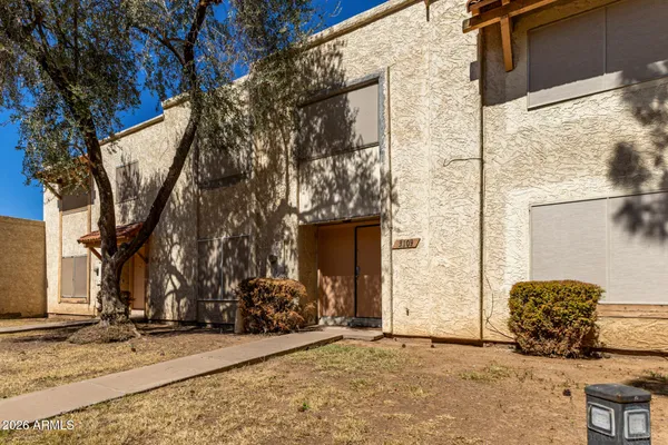 $249,000 | 3109 West Harmont Drive, Phoenix, AZ 85051