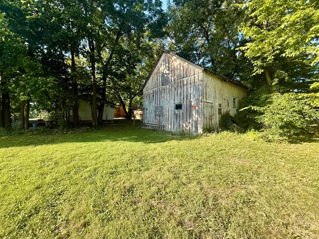 a house view with a outdoor space