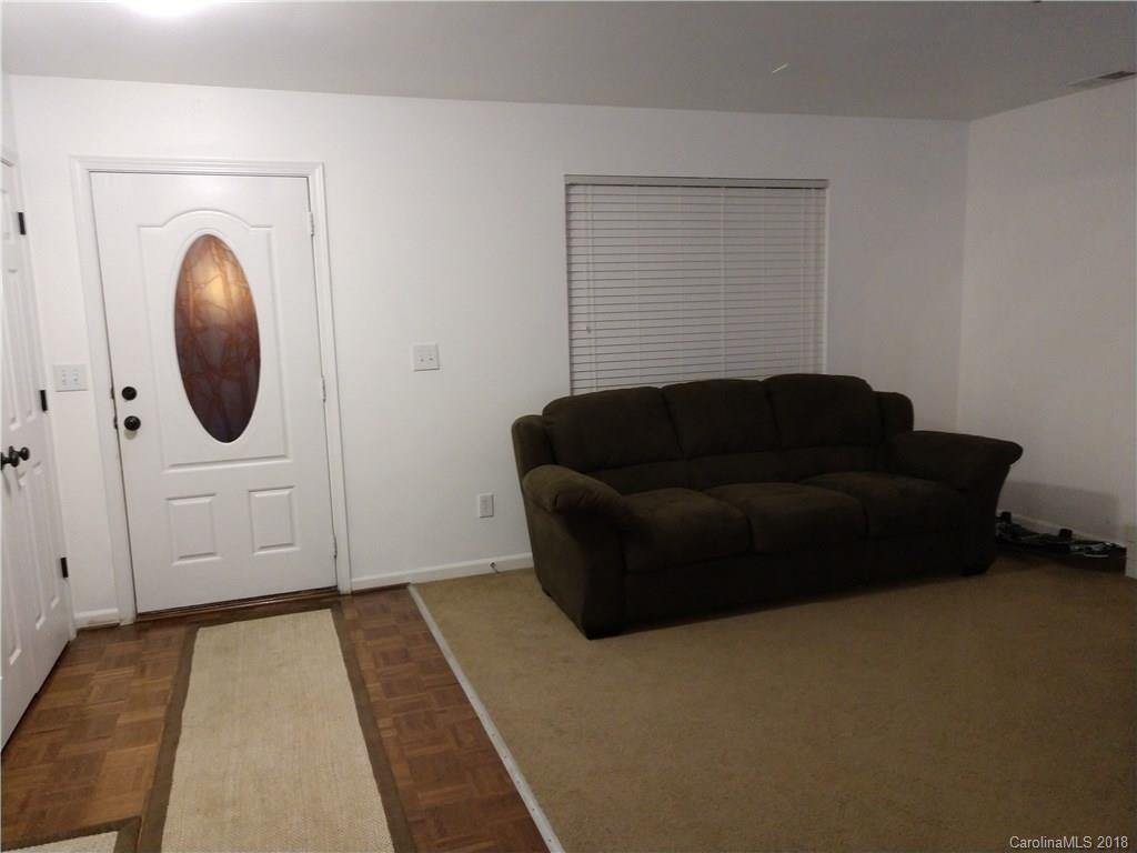 9107 Washam Potts Road Cornelius, NC 28031 - Photo 5 of 19 Gallery Image 5