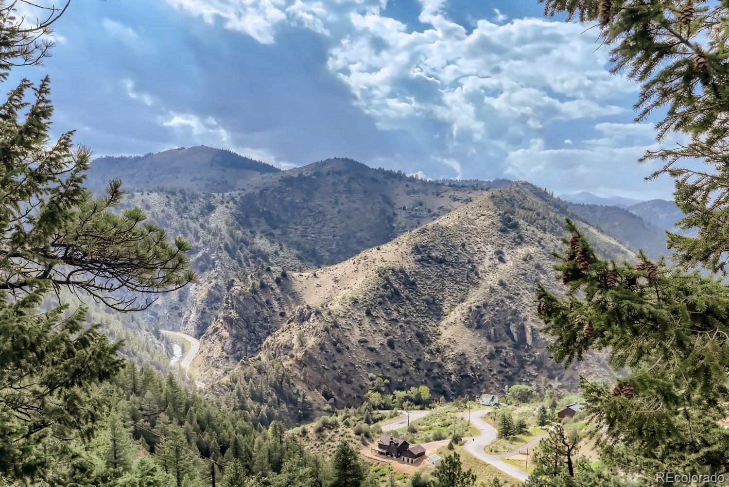 2154 Douglas Mountain Drive Golden, CO 80403 - Photo 13 of 35