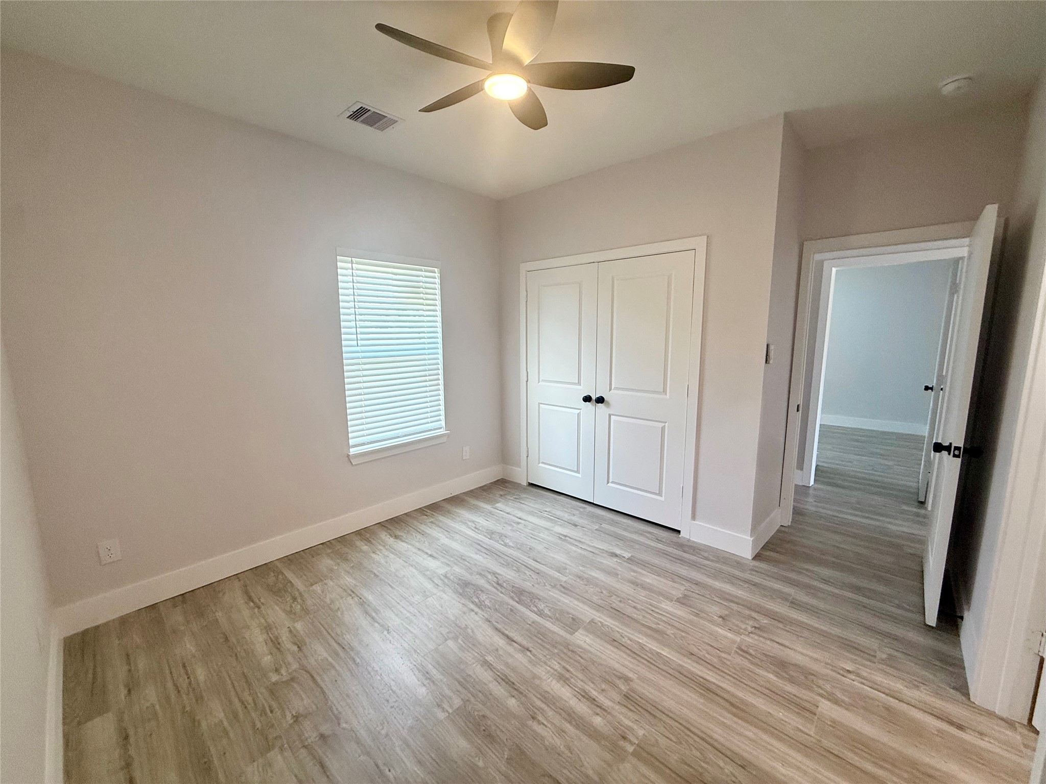 9508 Quaker Court Rosharon, TX 77583 - Photo 9 of 21 Gallery Image 9