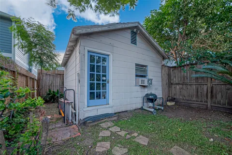 $724,900 | 1406 Maryland Street, Houston, TX 77006