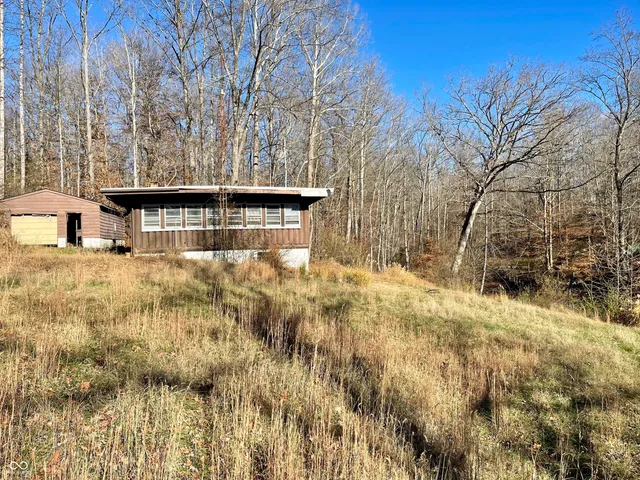 $350,000 | 7497 Beaver Lodge Road, Unionville, IN 47468