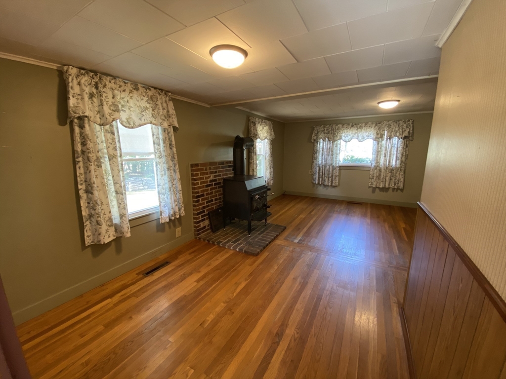49 Hillside Road Montague, MA 01351 - Photo 18 of 36 Gallery Image 18