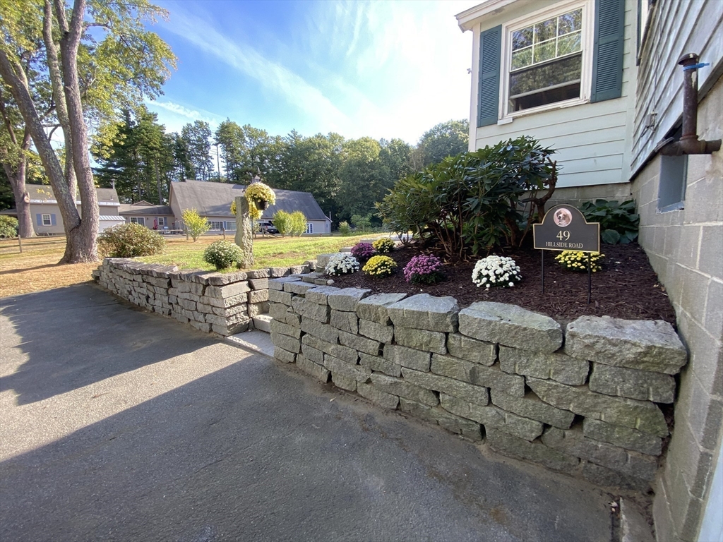 49 Hillside Road Montague, MA 01351 - Photo 5 of 36 Gallery Image 5