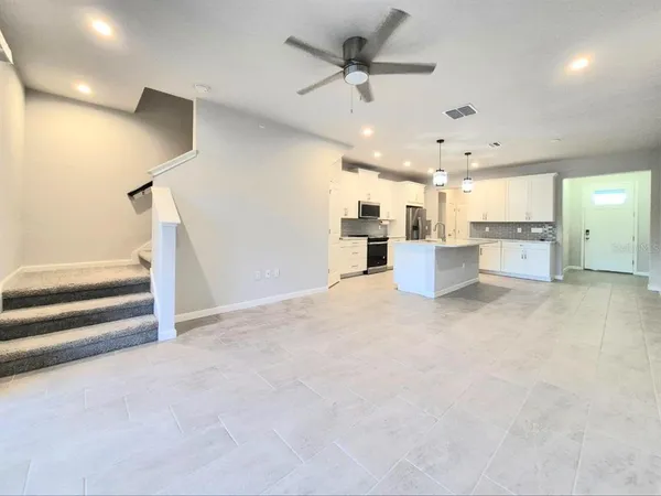 $2,500 | 8319 Wildflower Glen Avenue, Odessa, FL 33556