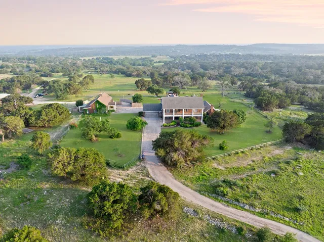 $3,300,000 | 1142 Rocky Hill Lane, Fredericksburg, TX 78624