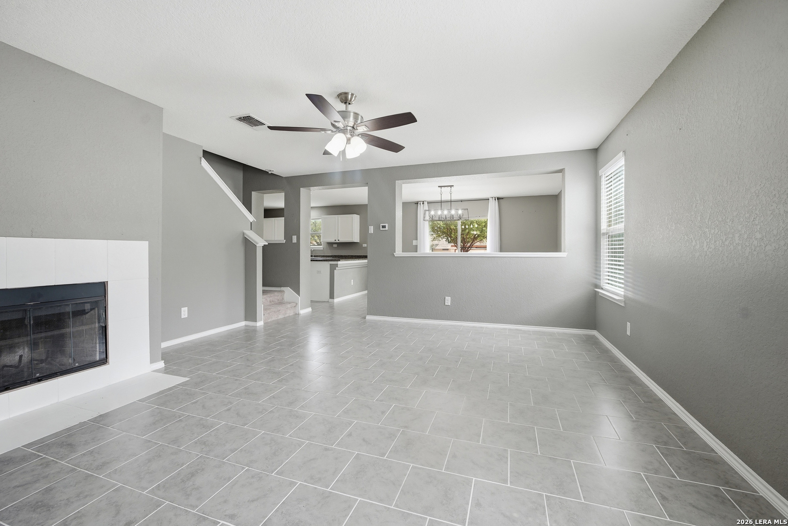 186 Granite Mist Universal City, TX 78148 - Photo 4 of 26