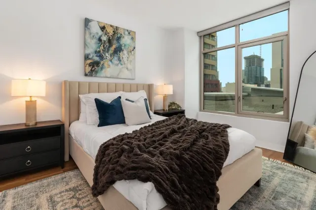 $3,295 | 425 West Beech Street, Unit 613, San Diego, CA 92101